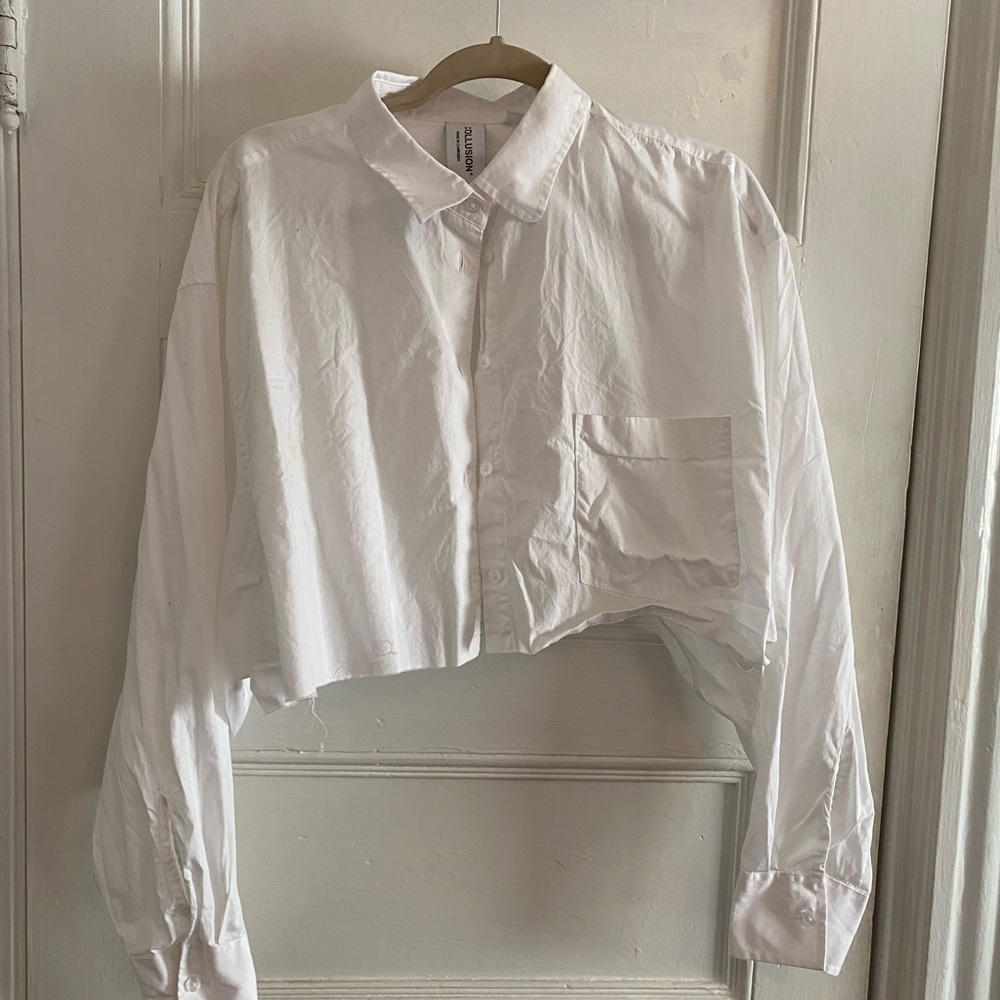 Cropped Button Up - Picture 2 of 2